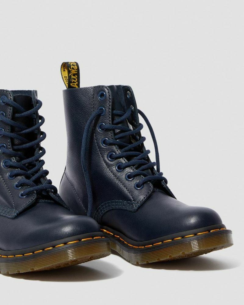 Diana Martinés Boots