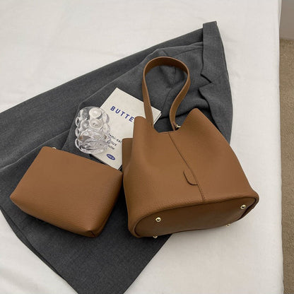 Hanna Bucket Bag
